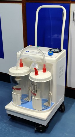 LIFECARE SUCTION MACHINE